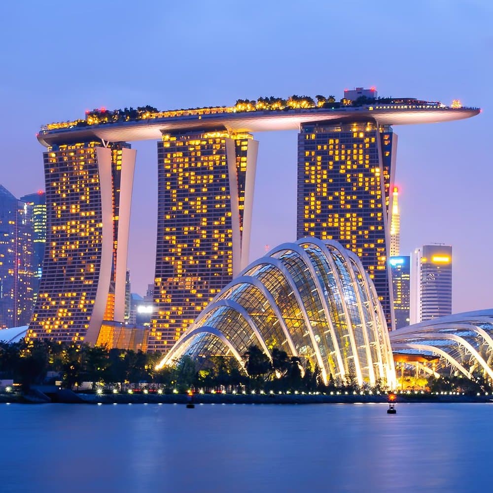 Бронирование отелей